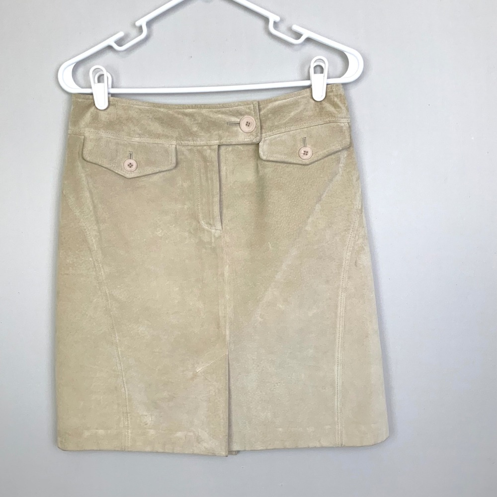LOFT Sz 6 100% Genuine Leather Suede Beige Khaki Knee Length Skirt Boho Safari